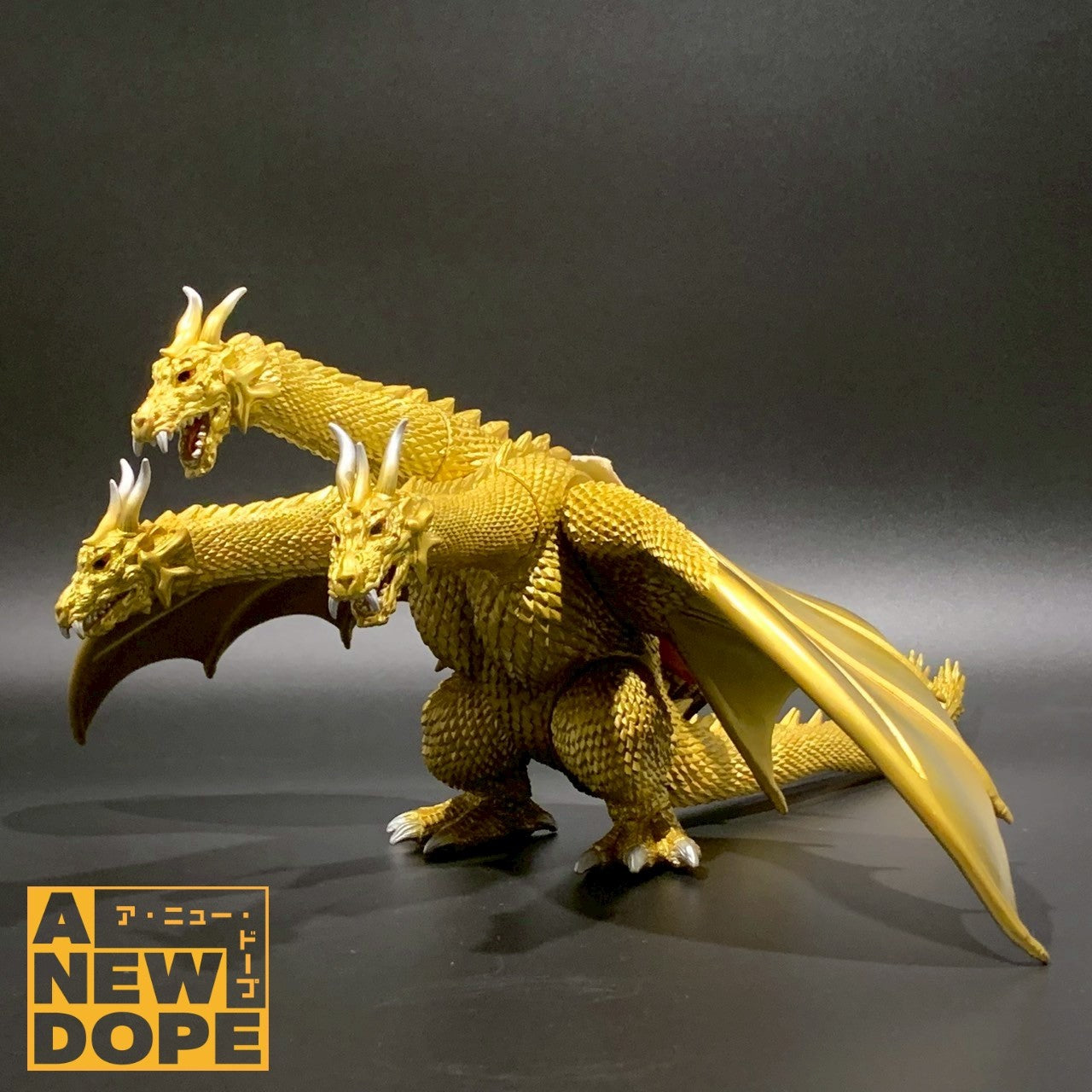 バンダイ ムービーモンスターシリーズ キングギドラ 2002『ゴジラモスラキングギドラ大怪獣総攻撃』(2001) 【タグ有】