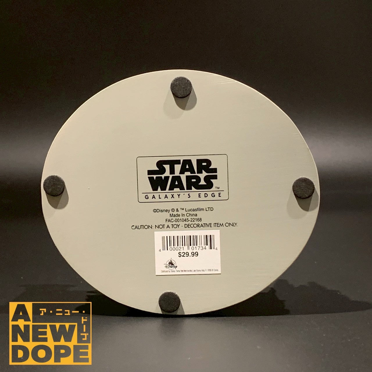 【ディズニーパーク限定】ミレニアムファルコン ブラックスパイアアウトポスト オーナメントスタチュー『ギャラクシーズエッジ』(2019)【美品】