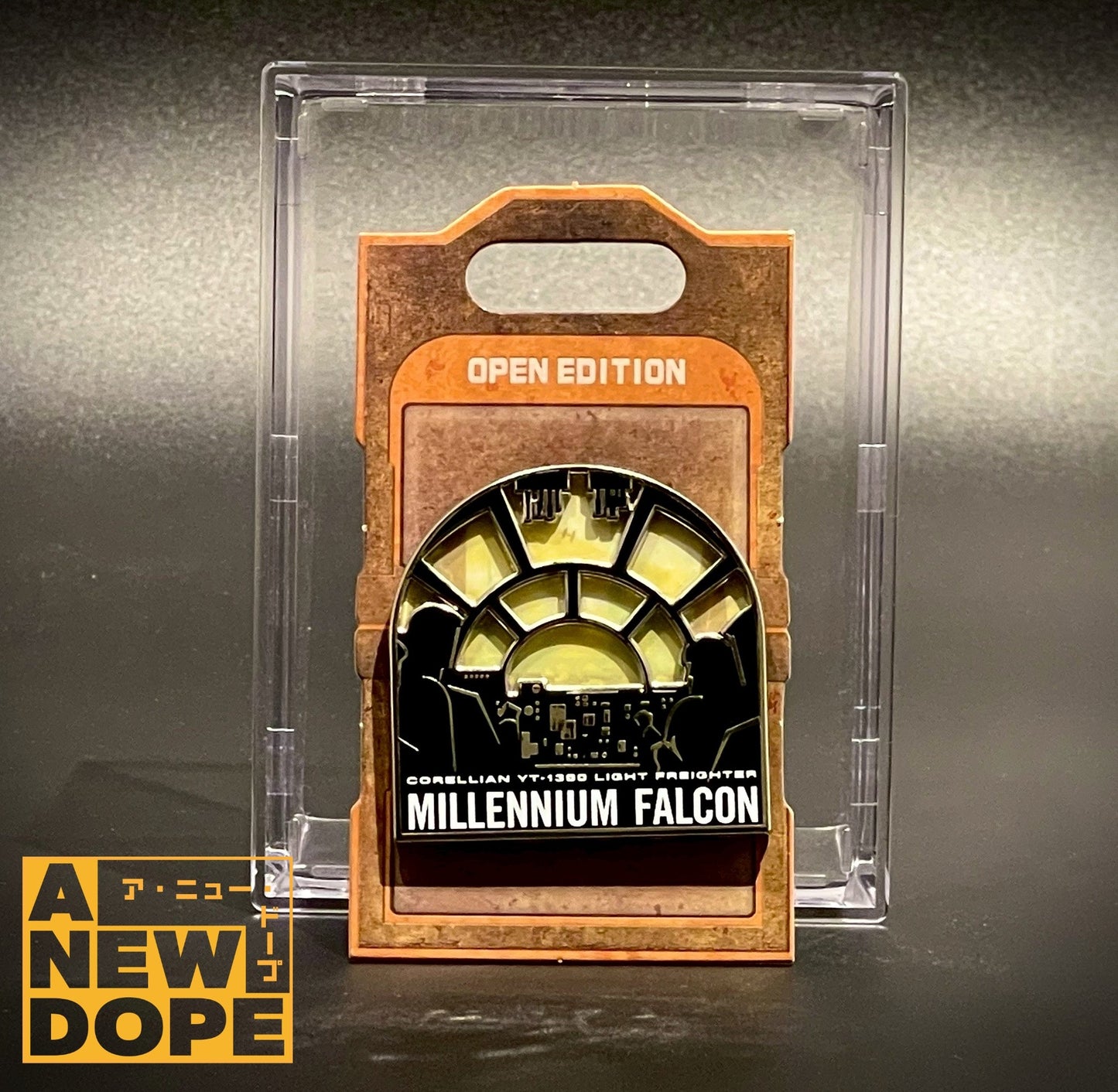 ギャラクシーズ・エッジ ミレニアム・ファルコン ピンズ 『スターウォーズ/フォースの覚醒』(2015)オープンエディション