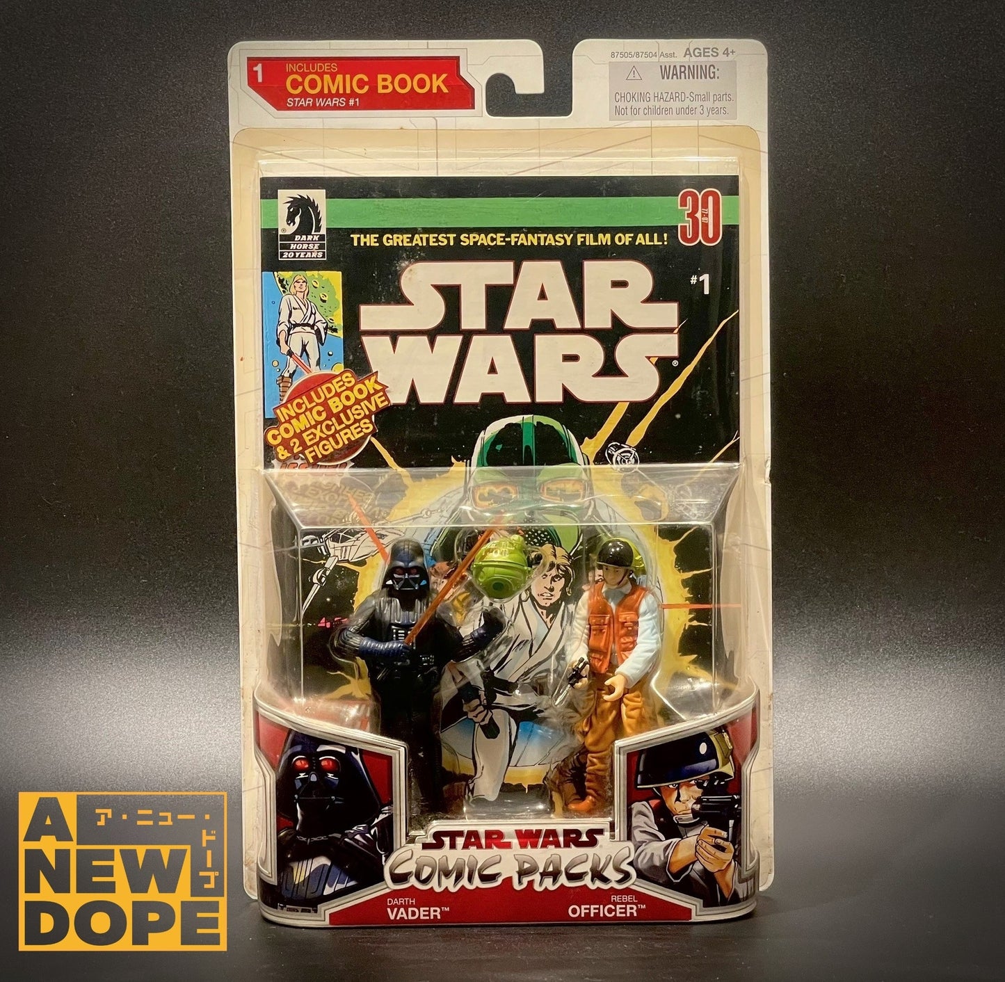 ハズブロ ダース・ベイダー&レベルオフィサー コミックパック 3.75インチ『スター・ウォーズ/新たなる希望』(1977)【ブリスターヤケ】