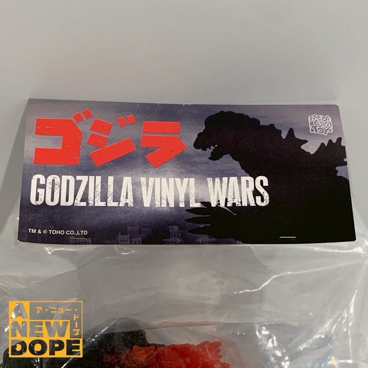 メディコムトイ GODZILLA VINYL WARS マーミット デスゴジ 金ラメクリアレッド成形ver.『ゴジラVSデストロイア』(1995) 【DCON限定】