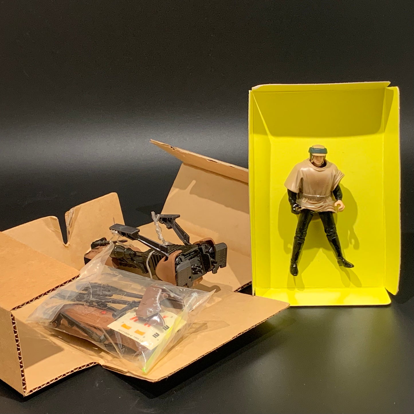 ケナー ルーク スピーダーバイク POTF グリーン 3.75インチ ビークル 『スターウォーズ/ジェダイの帰還』(1983)