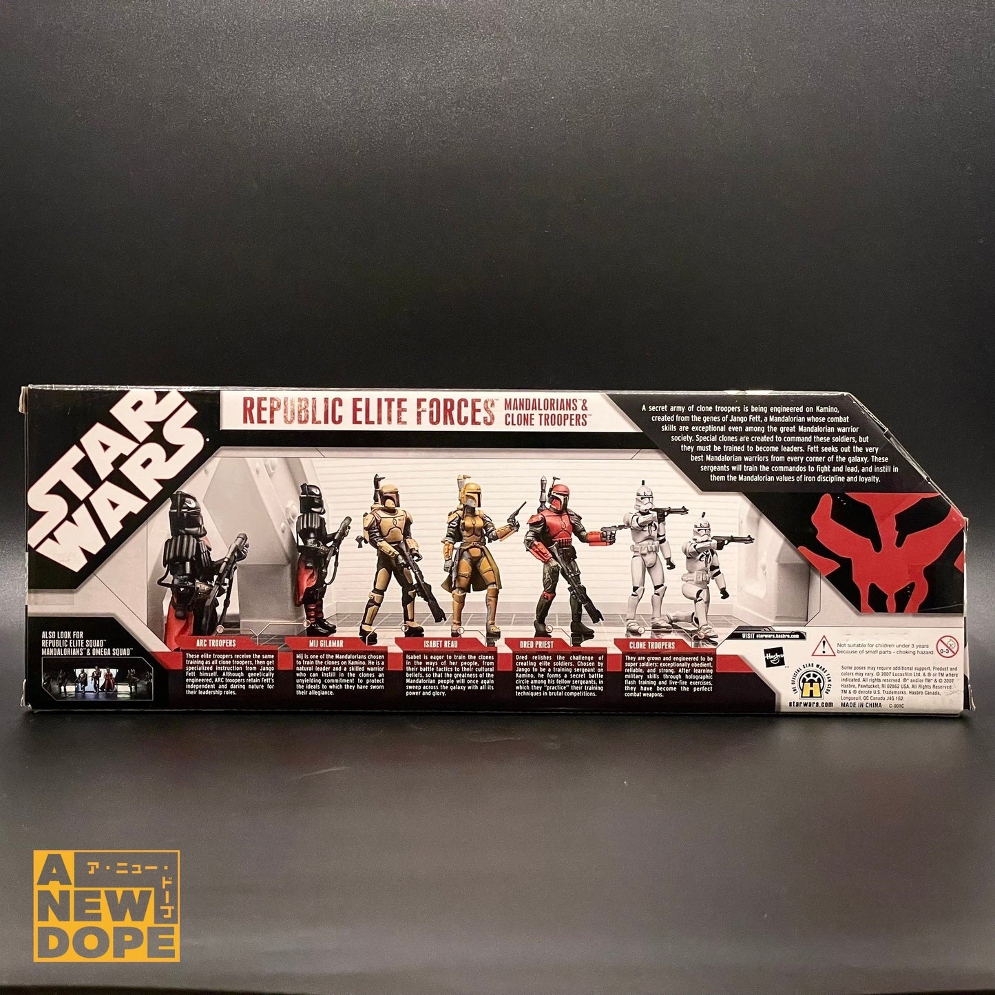 ハズブロ リパブリックエリートフォース マンダロリアン&クローン・トルーパー 『スター・ウォーズ』30周年記念 3.75インチ