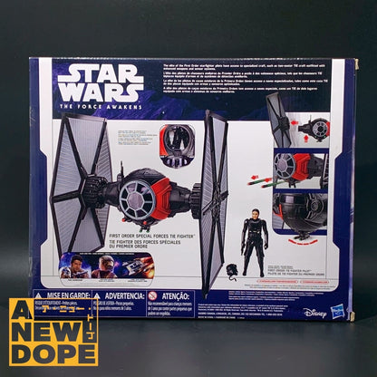 ハズブロ タイファイター ファーストオーダー タイファイターパイロット付属  TFA  3.75インチ ビークル 『スターウォーズ/フォースの覚醒』（2015)