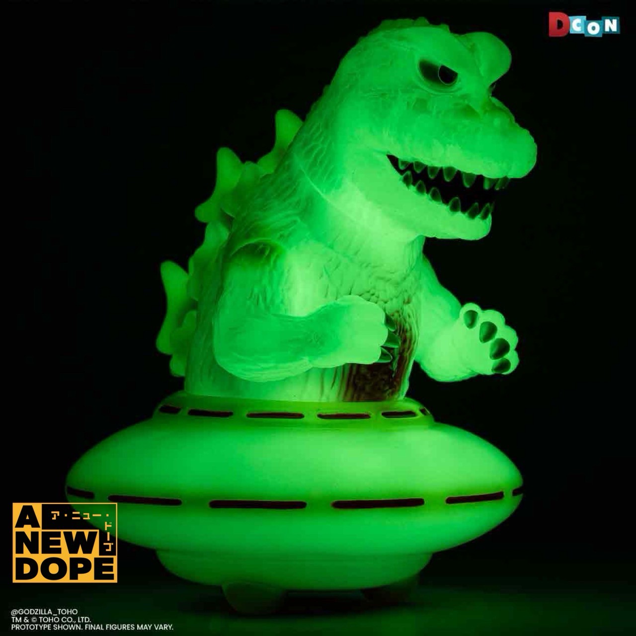 【DCON限定】Mondo ゴジラ UFO by Octeel 蓄光ダークグリーンver. G.I.D.レトロソフビ『怪獣大戦争』(1965) 【未開封】