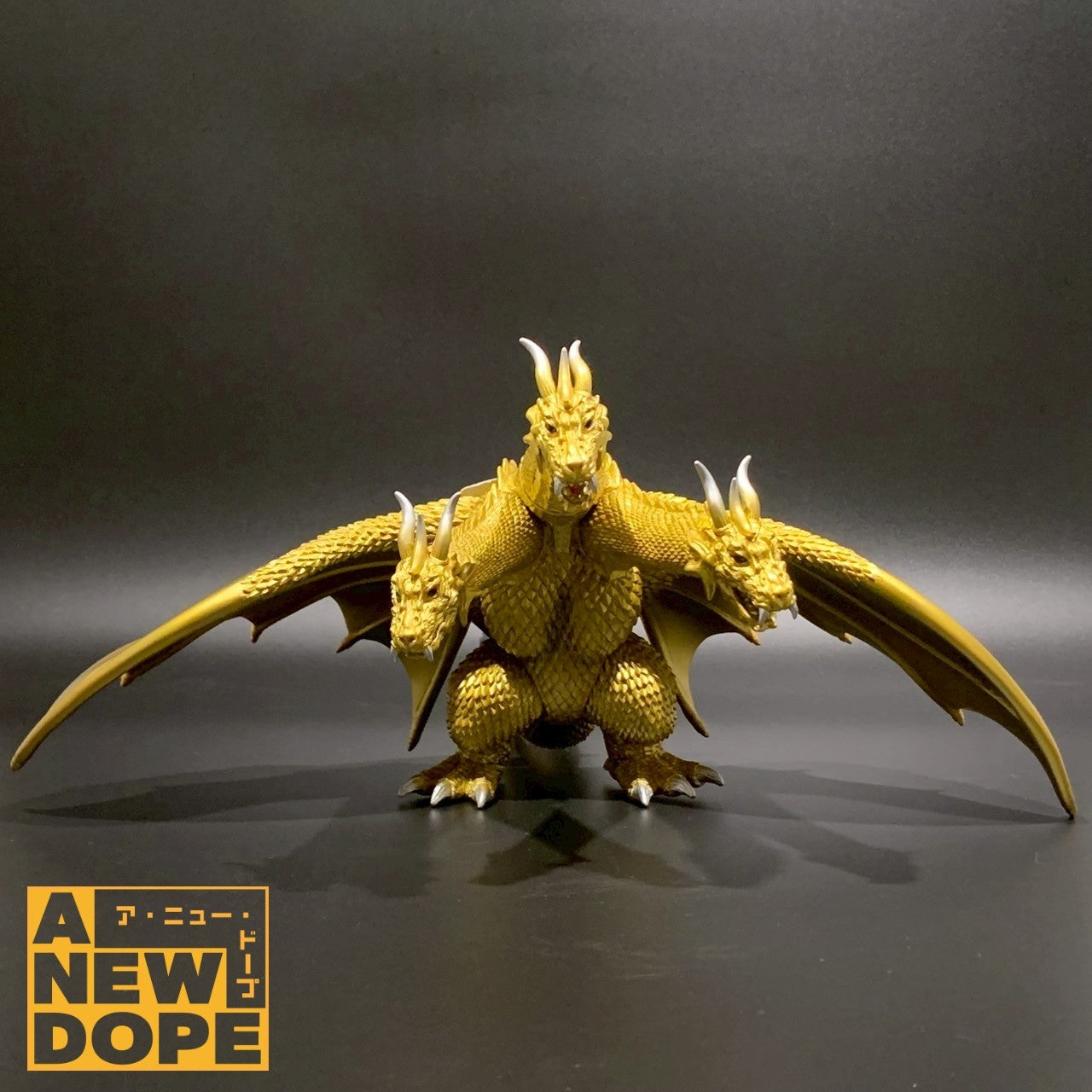 バンダイ ムービーモンスターシリーズ キングギドラ 2002『ゴジラモスラキングギドラ大怪獣総攻撃』(2001) 【タグ有】