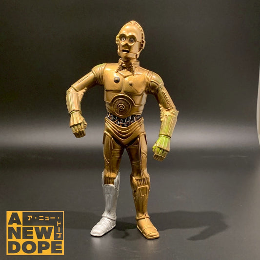 アウトオブキャラクター社 C-3PO ソフビ「スターウォーズ/新たなる希望」（1977）