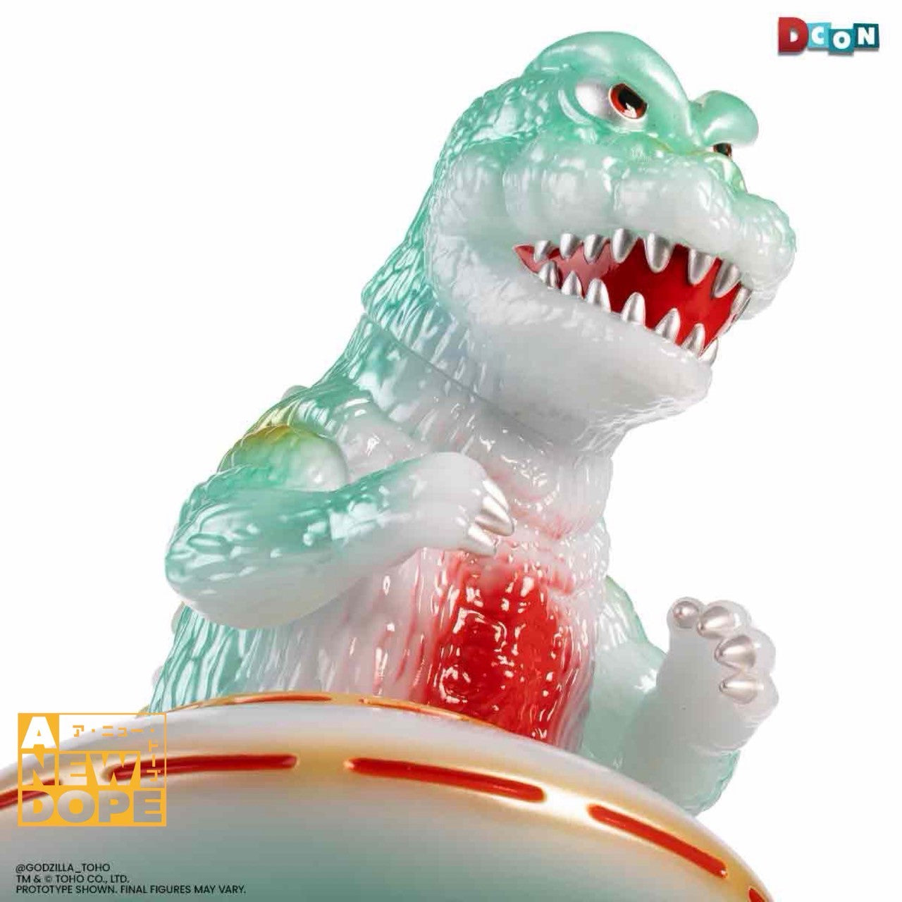 【DCON限定】Mondo ゴジラ UFO by Octeel 蓄光ダークグリーンver. G.I.D.レトロソフビ『怪獣大戦争』(1965) 【未開封】