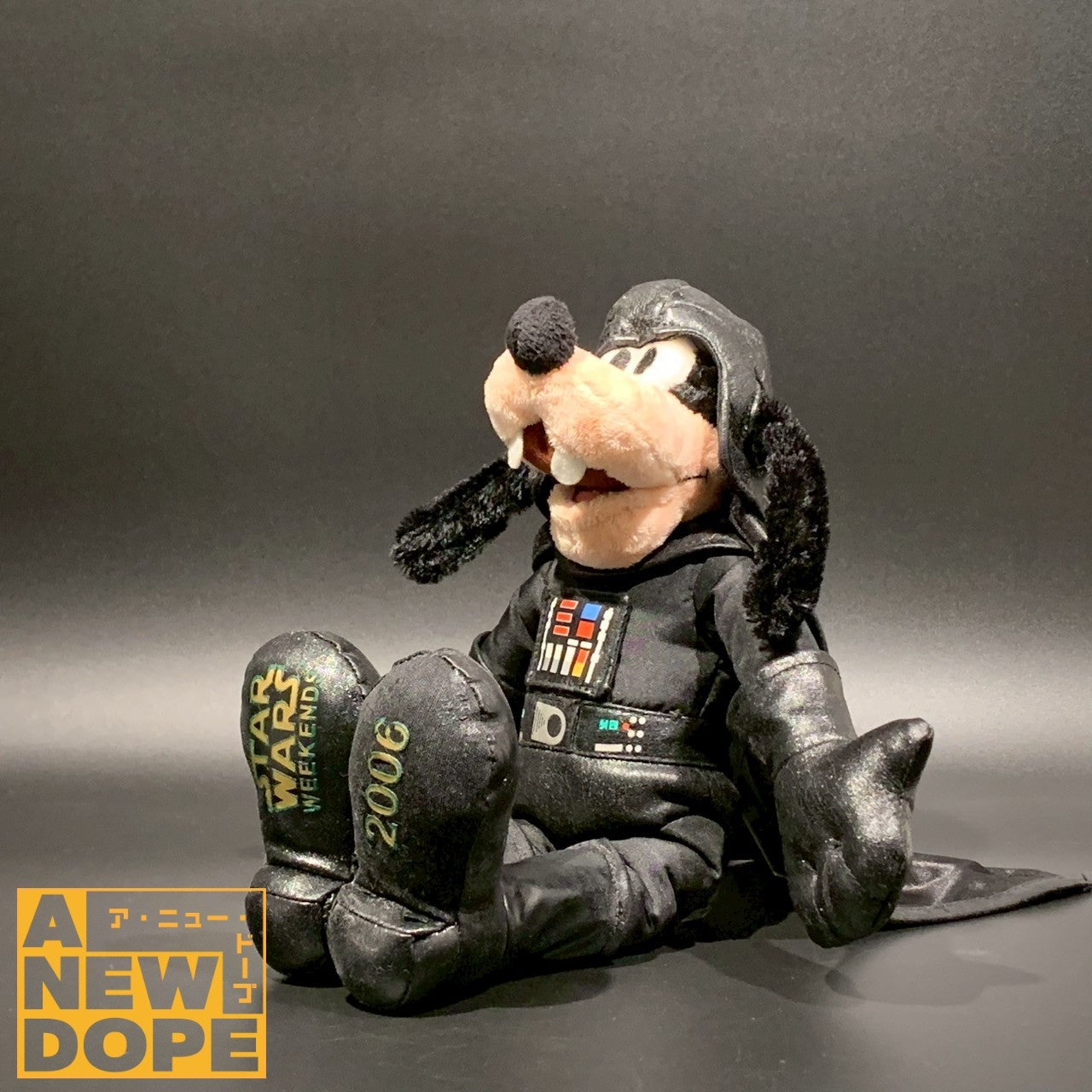 ディズニーパーク限定】グーフィー as ダースベイダー プラッシュ