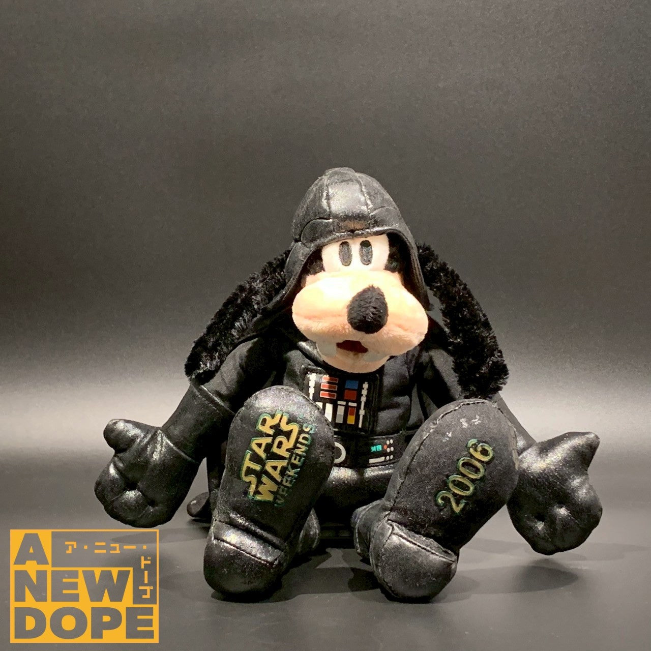 【ディズニーランドUS限定】グーフィー as ダースベイダー プラッシュ 『スターウォーズ/ウィークエンド』(2009)【タグ有】