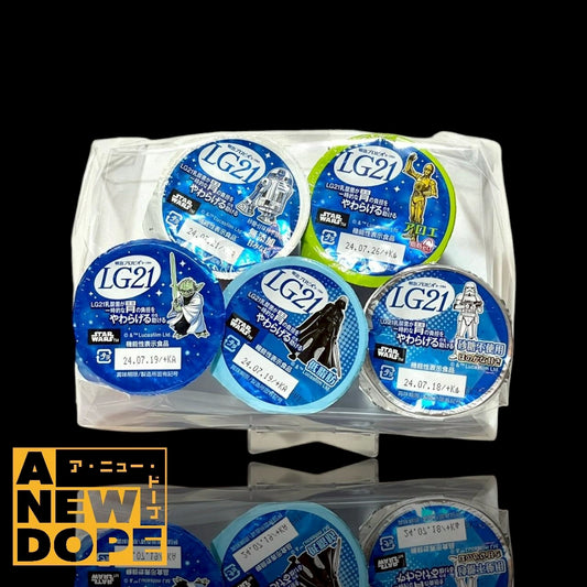 【2024年製】明治 カップヨーグルト  5種セット 食品パッケージ『スターウォーズ』