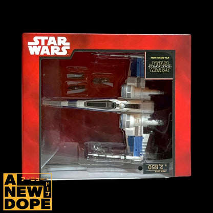 【ディズニーストア限定】レジスタンス Xウイング ファイター ダイキャスト ビークル『スターウォーズ/フォースの覚醒』(2015)【未開封】